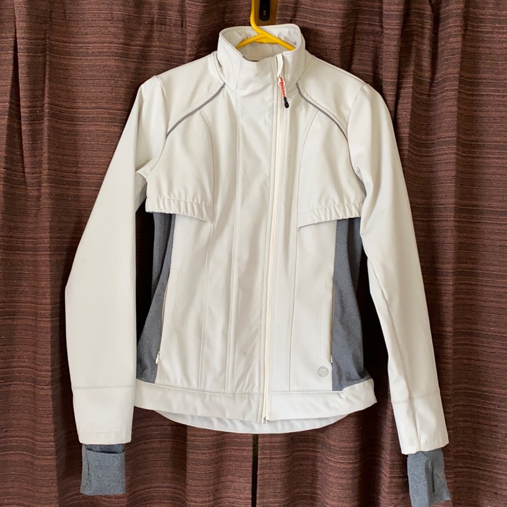 Mondetta jacket